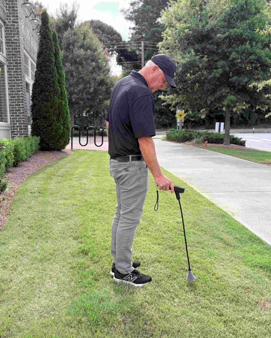 Subsurface leak detector for water lines underground